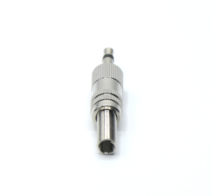Conector monoaural de 3.5 mm con funda de resorte