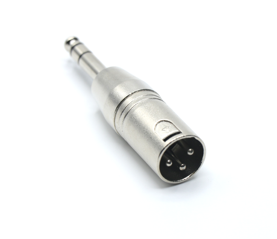 XLR macho a jack estéreo de 1/4" macho